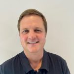 Passfoto_Jonas_Leismann